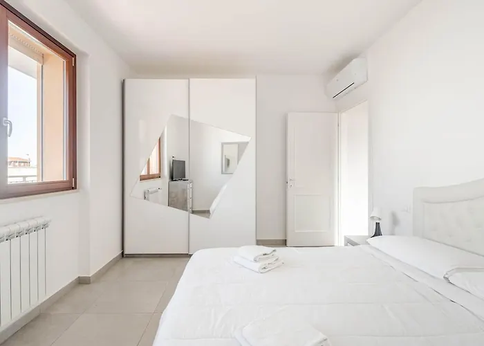 La Casa Di Valeria Con Piscina