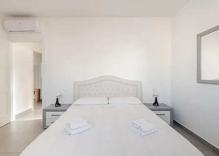 Apartamento La Casa Di Valeria Con Piscina Roma